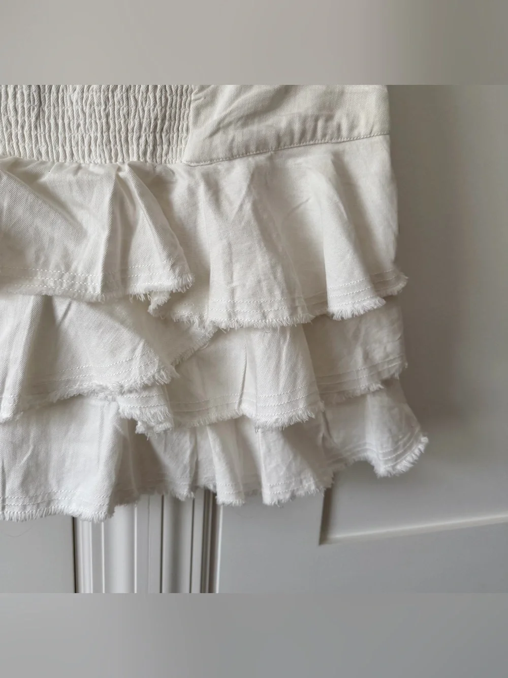 By Anthropologie Ruffled Denim Mini Skirt White Sz L